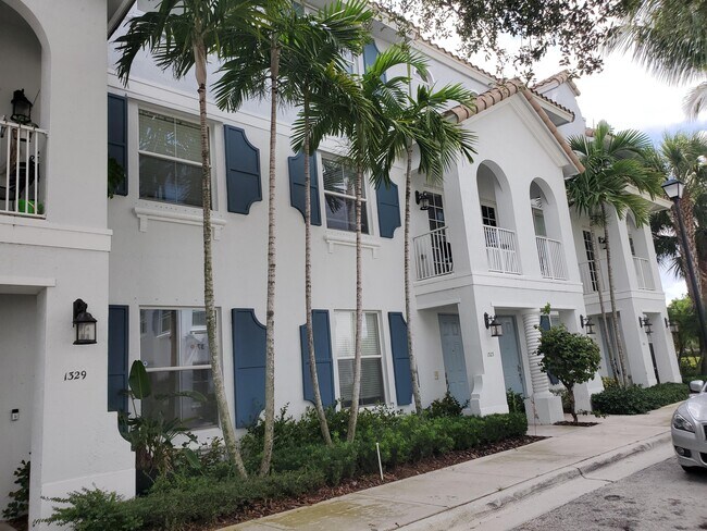 1317 Piazza Pitti in Boynton Beach, FL - Building Photo - Building Photo
