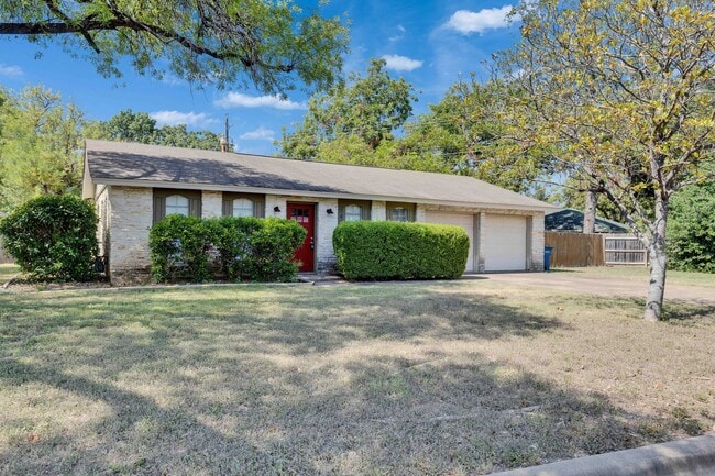 7404 Bucknell Dr in Austin, TX - Building Photo - Building Photo