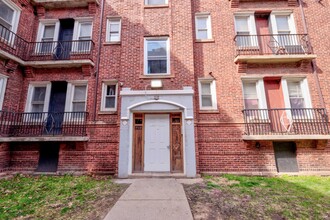 6100 Eberhart in Chicago, IL - Foto de edificio - Building Photo