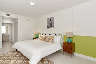 1710 SW 27th Ave in Miami, FL - Building Photo - Building Photo