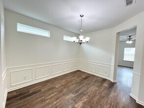 105 E Coker Way in Spring Hill, TN - Building Photo - Building Photo