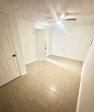 3016 Jean Lafitte Pkwy in Chalmette, LA - Building Photo - Building Photo