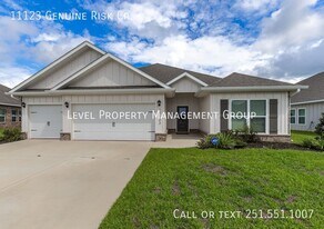 11123 Genuine Risk Cir in Daphne, AL - Building Photo