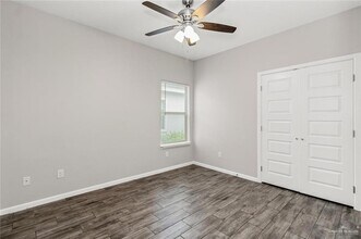 908 Kentucky St, Unit 3 in Alton, TX - Building Photo - Building Photo