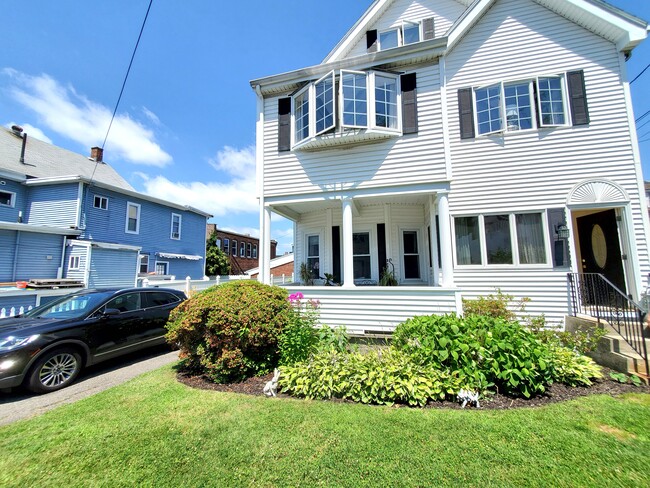85 Main St, Unit 1