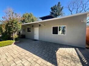 13090 Heath St in Saratoga, CA - Foto de edificio - Building Photo