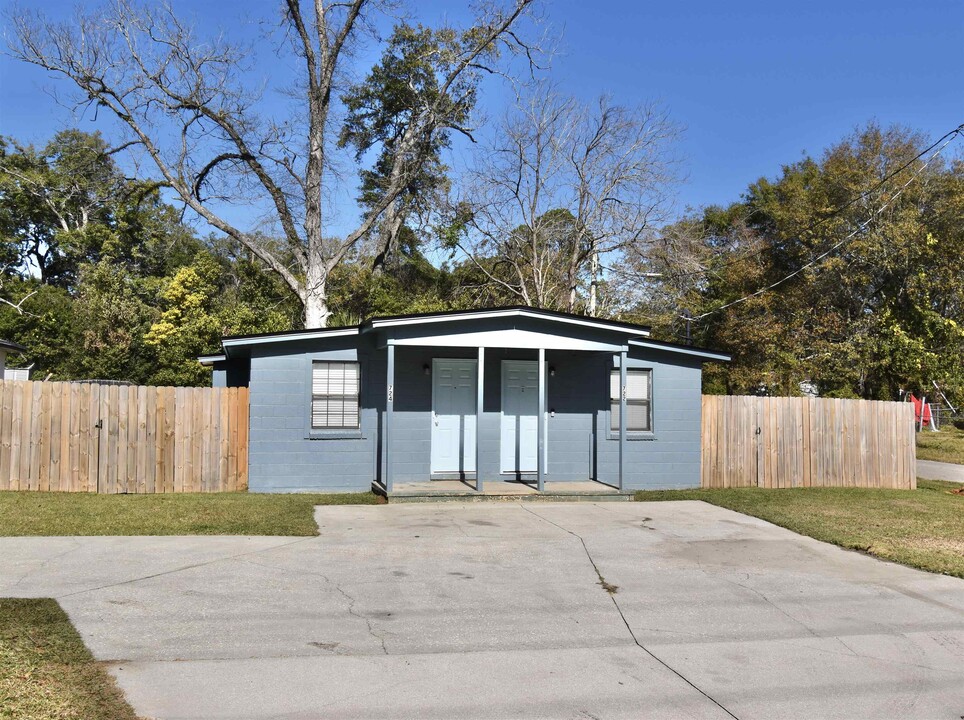 722 W 6th Ave in Tallahassee, FL - Building Photo