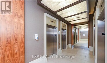 388 Prince of Wales Dr in Mississauga, ON - Building Photo - Building Photo