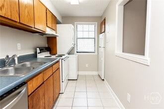 290 Appleby Dr in Athens, GA - Building Photo - Building Photo
