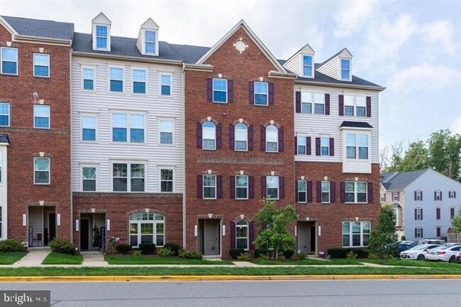 property at 13633 Rockingham Ln