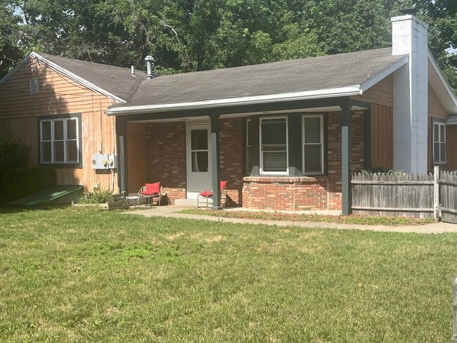 Large Affordable 3-Bed 3-Bath with Yard