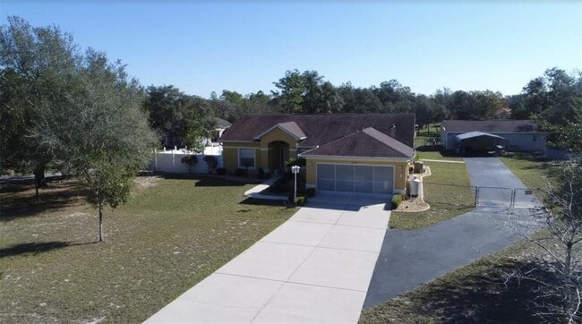 14244 Mulkerin Dr in Brooksville, FL - Building Photo - Building Photo