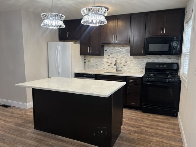 property at 124 W Monroe Ave