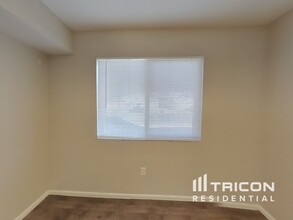 1915 S 39th St in Mesa, AZ - Building Photo - Building Photo