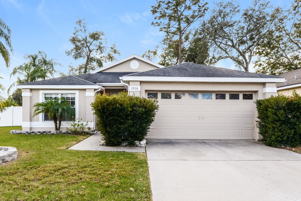 1926 Shannon Ln in Apopka, FL - Building Photo