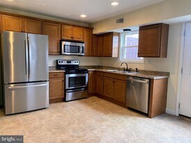 204 Brecknock Terrace E in West Chester, PA - Building Photo