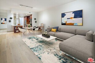 10700 Wilshire Blvd in Los Angeles, CA - Building Photo