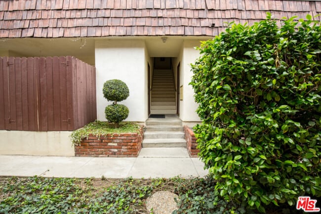 2418 Graham Ave in Redondo Beach, CA - Building Photo - Building Photo