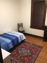 118 Pine St, Unit SR2 Furnished