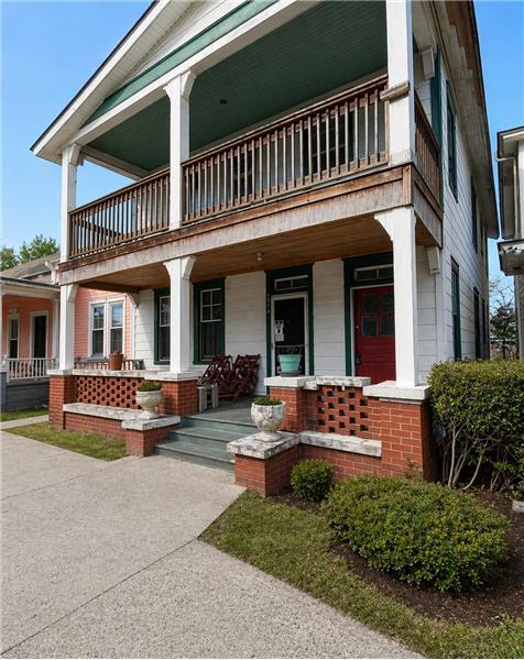 property at 620 NE 36th St