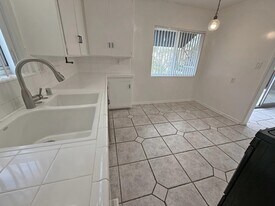 833 S Plymouth Blvd, Unit 839-1 in Los Angeles, CA - Building Photo