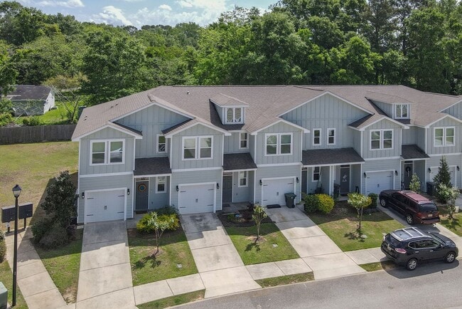 25806 Pollard Rd in Daphne, AL - Building Photo - Building Photo