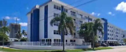550 Bayshore Dr, Unit 102 in Fort Lauderdale, FL - Foto de edificio - Building Photo