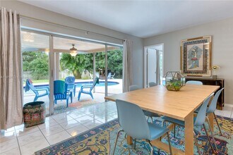 1122 S N St in Lake Worth Beach, FL - Building Photo - Building Photo