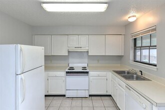 9519 Westpark Dr in Benbrook, TX - Building Photo - Building Photo