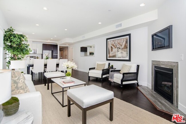 property at 1945 Overland Ave