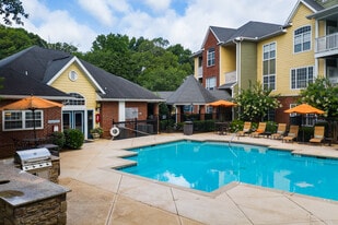 Perimeter 5550 in Sandy Springs, GA - Building Photo