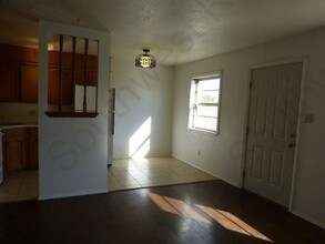 816 Wright St in Clovis, NM - Building Photo - Building Photo