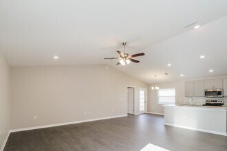 11821 Stone Pine St in Riverview, FL - Building Photo - Building Photo