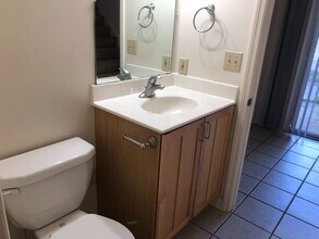 1780-1782-1782 Hightower Dr in Columbus, OH - Foto de edificio - Building Photo