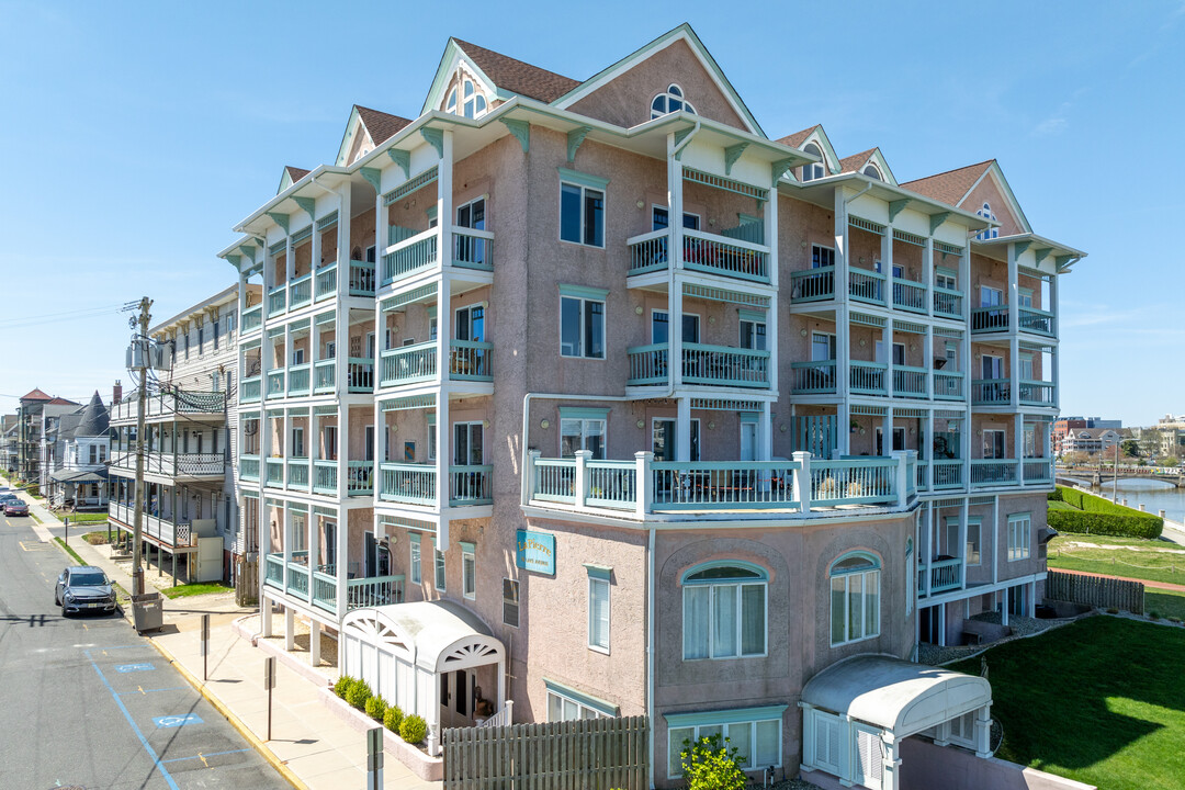 La Pierre Condominiums in Ocean Grove, NJ - Building Photo