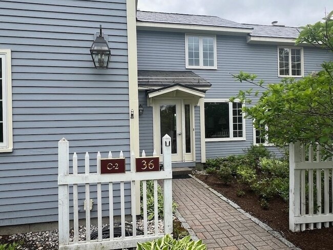 36 Falcons Bluff in Manchester Center, VT - Building Photo - Building Photo