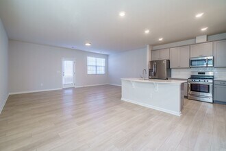 12956 Canton Side Ave in Charlotte, NC - Building Photo - Building Photo