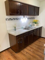 6450 W Norwich Ave, Unit 6 in Greenfield, WI - Building Photo