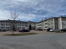 17 Carmichael St, Unit Senior Housing in Essex, VT - Building Photo