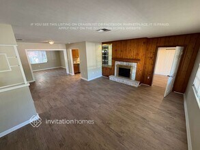 2310 Sandrala Dr in Sarasota, FL - Building Photo - Building Photo