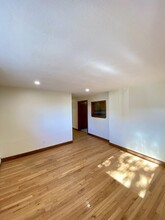 39 Loomis St, Unit 1 in Cambridge, MA - Building Photo - Building Photo