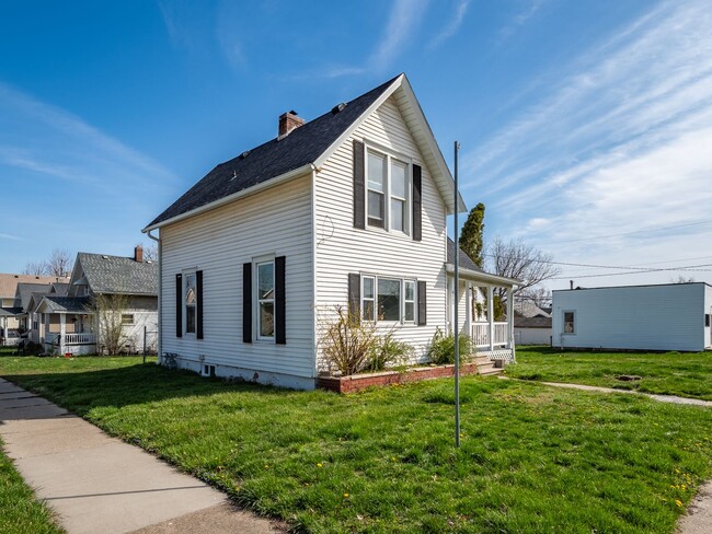 368 14th Ave SW-Unit -Upper in Cedar Rapids, IA - Building Photo - Building Photo