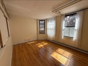 337 Beacon St, Unit 1 in Boston, MA - Building Photo - Building Photo