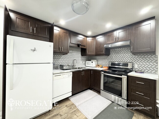 17 Banner Elk St in Brampton, ON - Building Photo - Building Photo