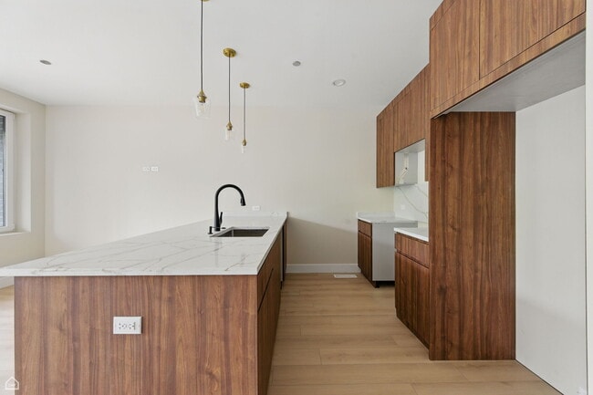 3045 W Irving Park Rd
