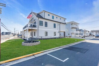 455 E Main St in Manasquan, NJ - Building Photo - Building Photo