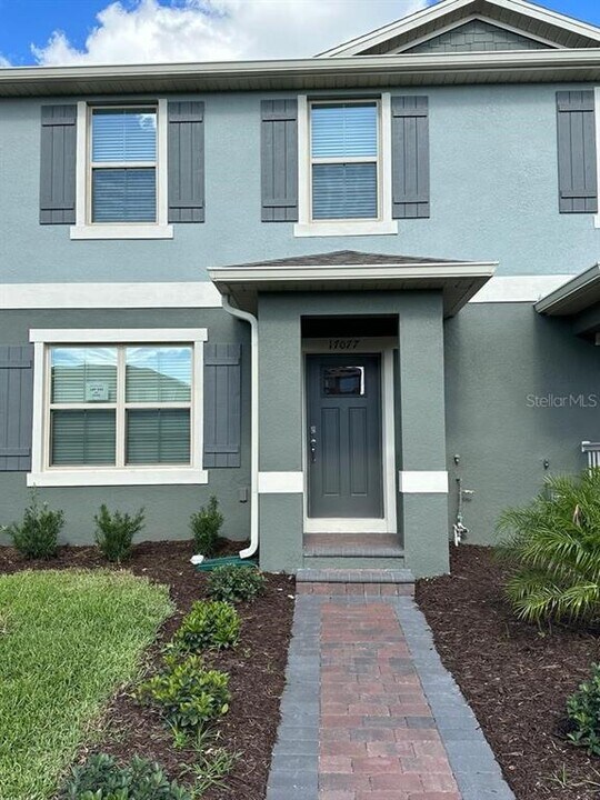 17077 Water Spring Blvd in Winter Garden, FL - Building Photo