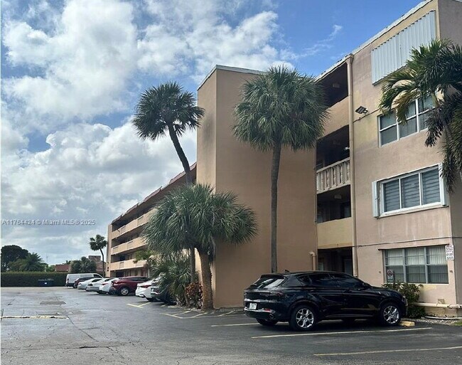 property at 1333 E Hallandale Beach Blvd