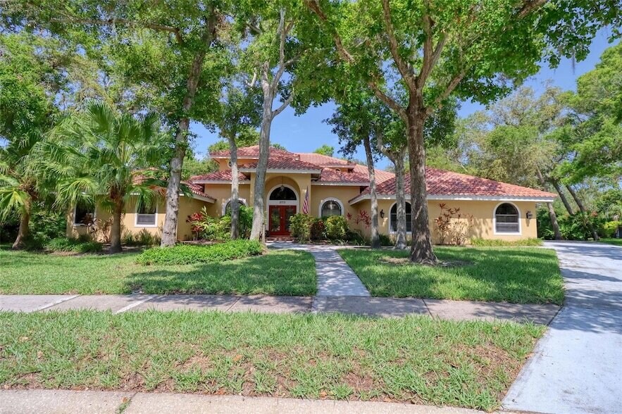 2771 Camden Rd in Clearwater, FL - Building Photo