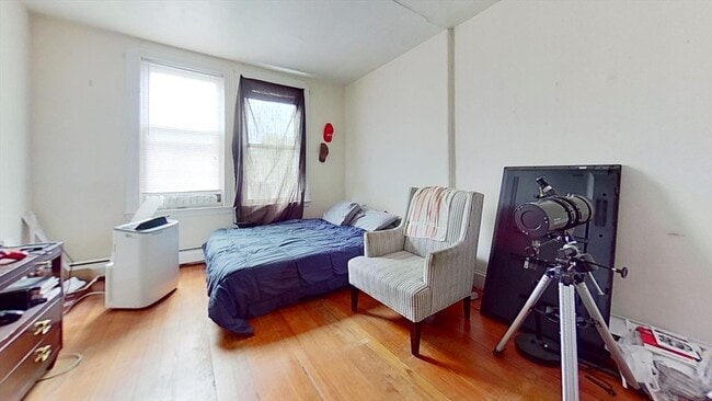 27 Gordon St, Unit 2